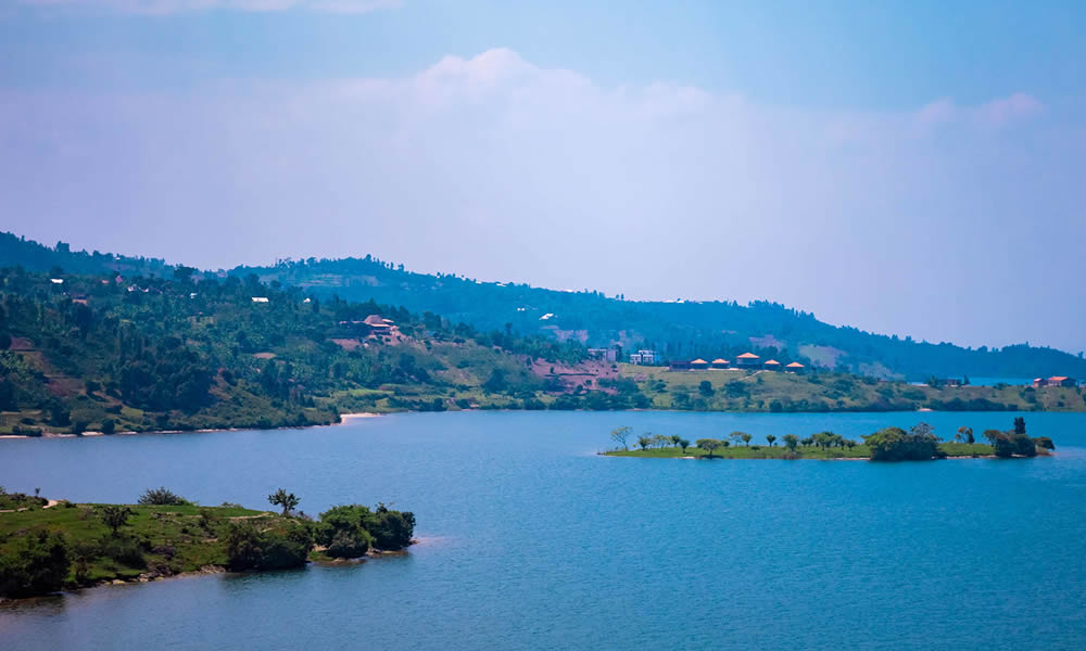 4 Days Rwanda Gorillas and Lake Kivu Tour